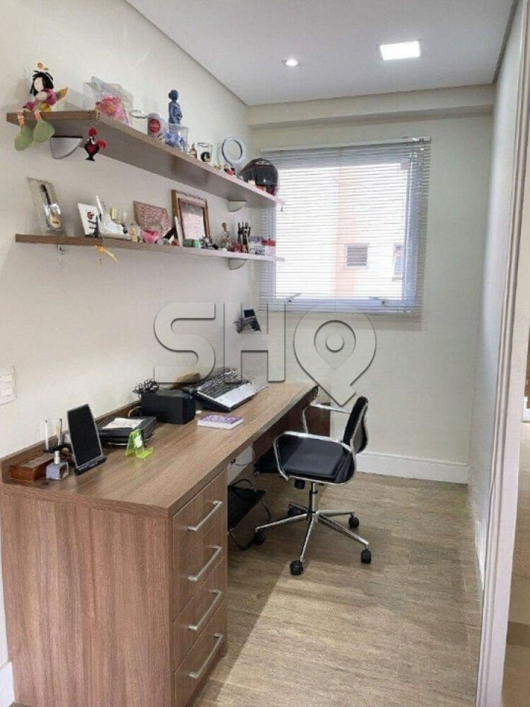 Apartamento à venda com 3 quartos, 151m² - Foto 4