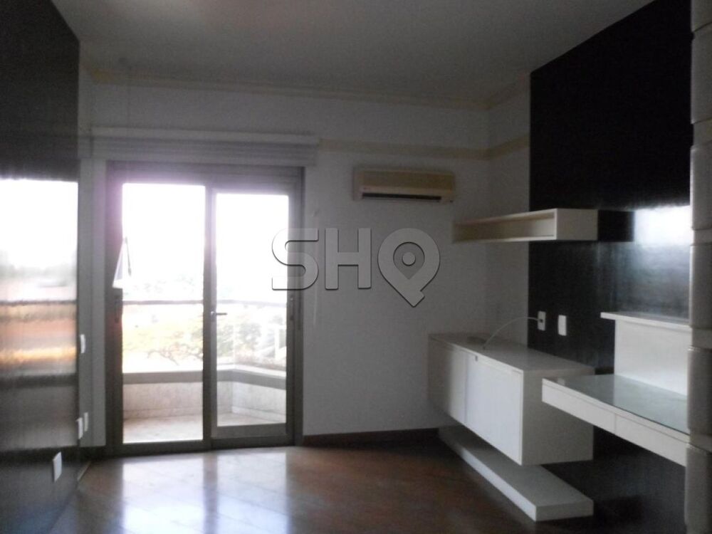Apartamento à venda com 4 quartos, 224m² - Foto 3