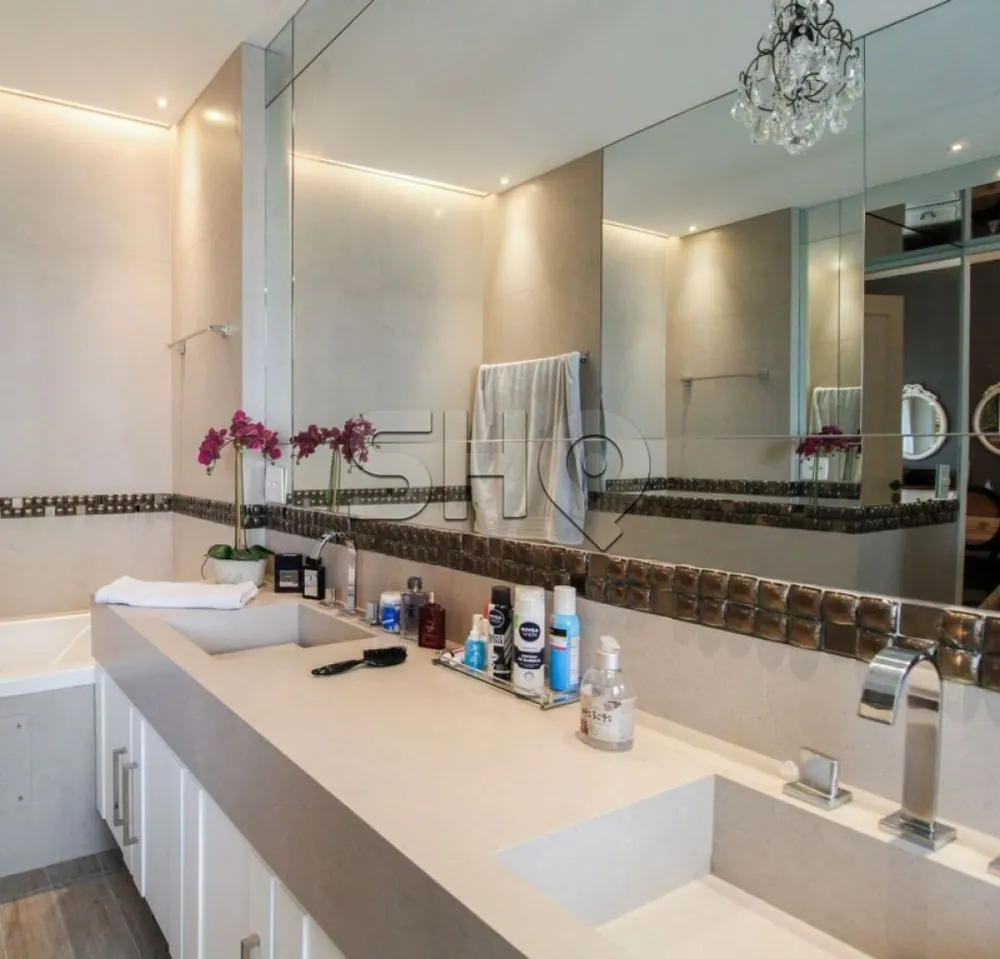 Apartamento, 3 quartos, 275 m² - Foto 1