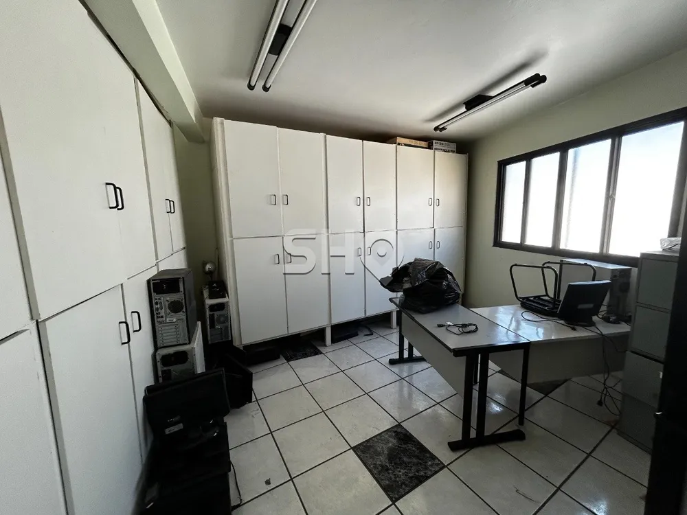 Loja-Salão, 810 m² - Foto 1