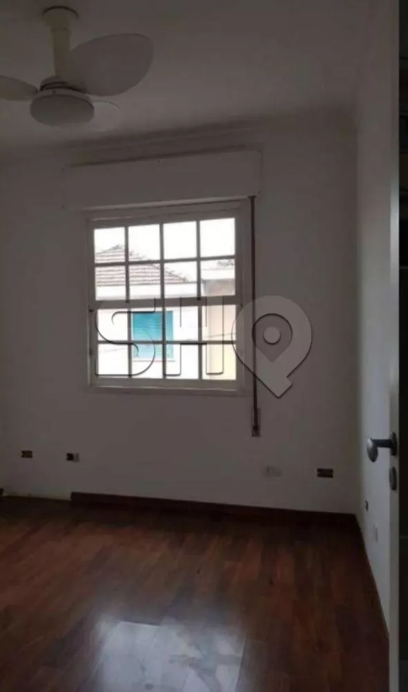 Casa à venda com 2 quartos, 180m² - Foto 2