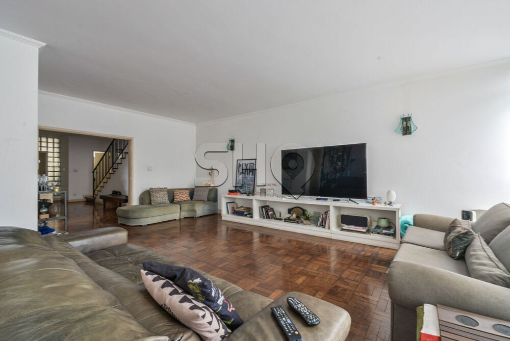 Sobrado à venda com 5 quartos, 453m² - Foto 3