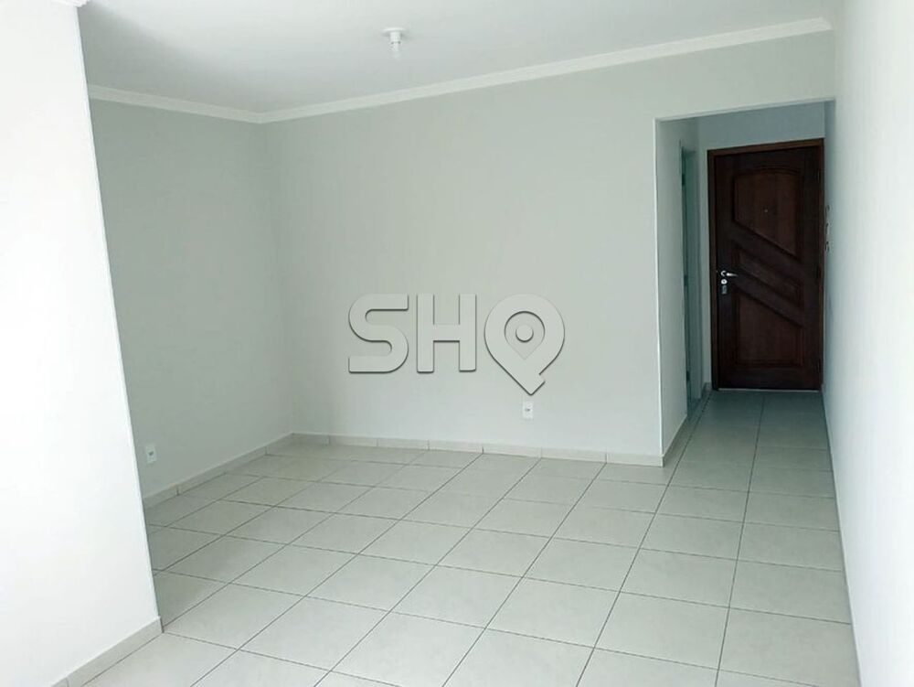 Apartamento à venda com 3 quartos, 68m² - Foto 2