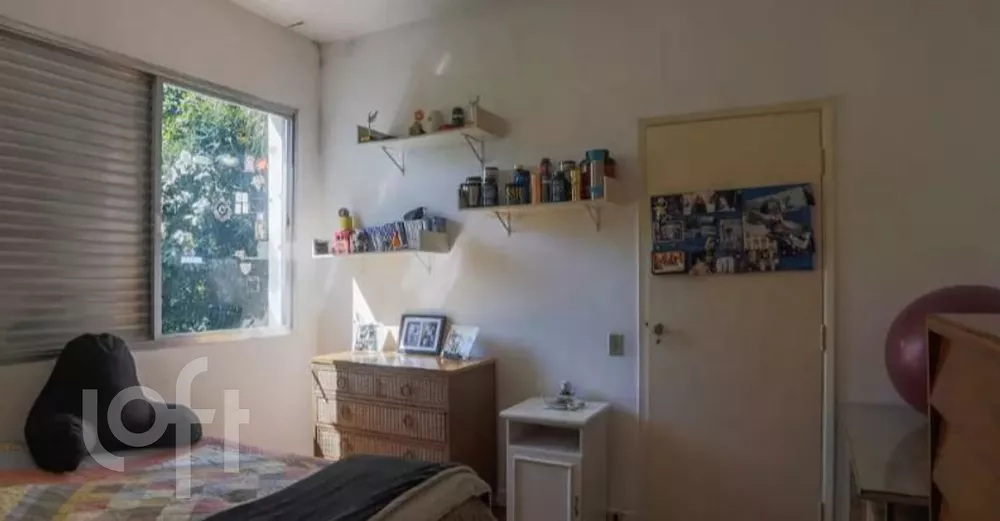 Casa à venda com 4 quartos, 900m² - Foto 4