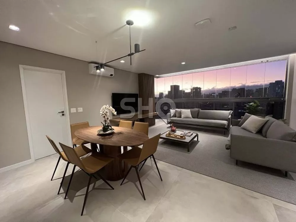 Apartamento à venda com 3 quartos, 133m² - Foto 1