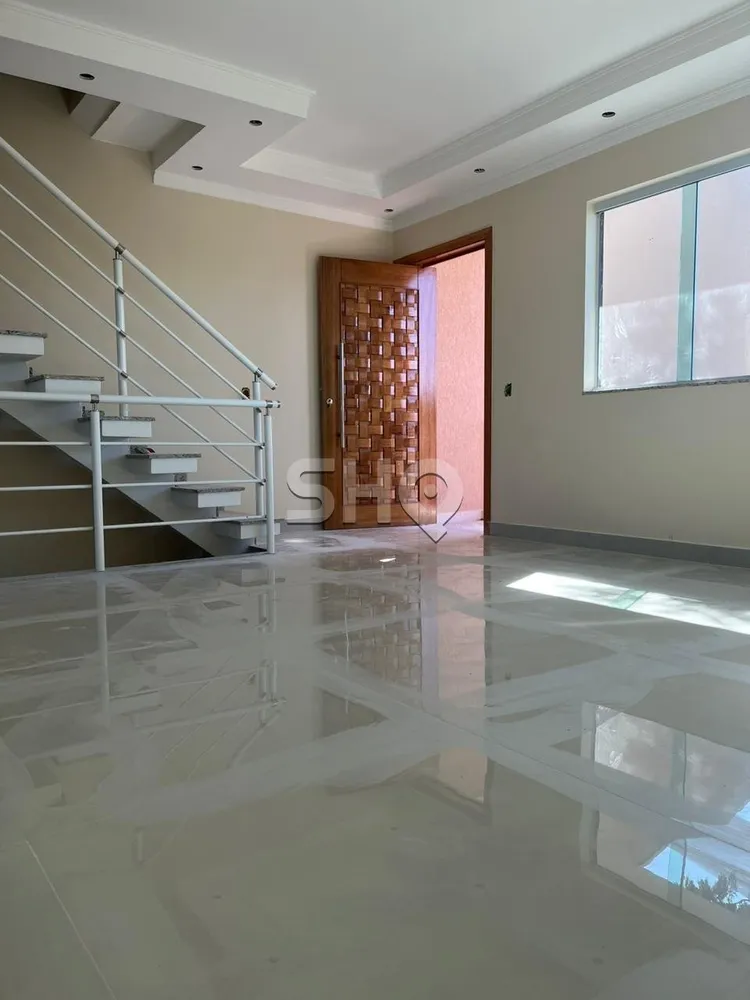 Sobrado, 3 quartos, 200 m² - Foto 1