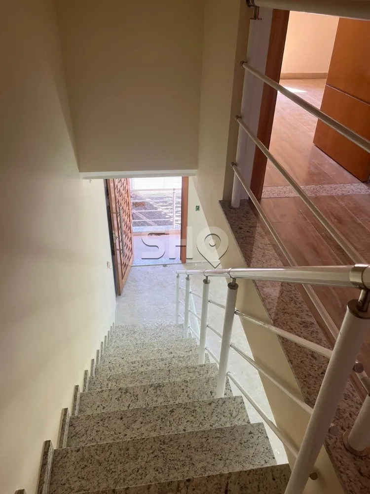 Sobrado, 3 quartos, 200 m² - Foto 1