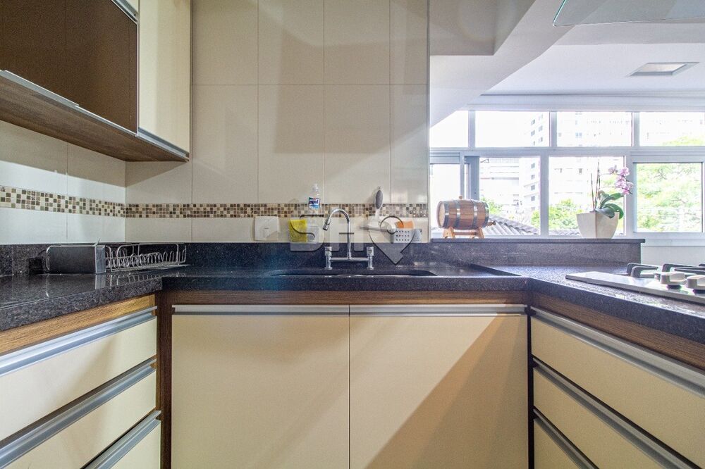 Apartamento à venda com 3 quartos, 120m² - Foto 10
