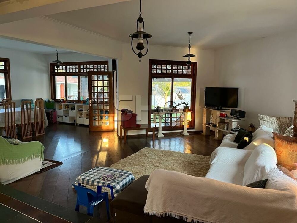 Casa de Condomínio à venda com 5 quartos, 400m² - Foto 3