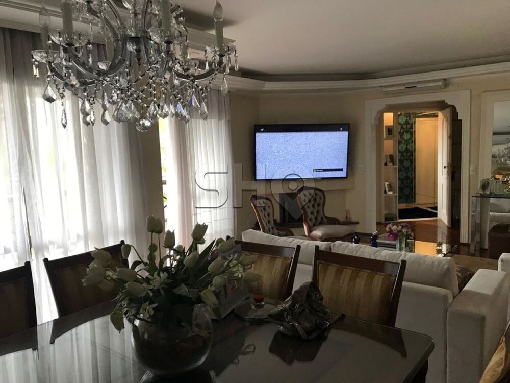 Apartamento à venda com 3 quartos, 160m² - Foto 1