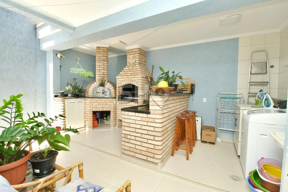 Sobrado, 3 quartos, 265 m² - Foto 1