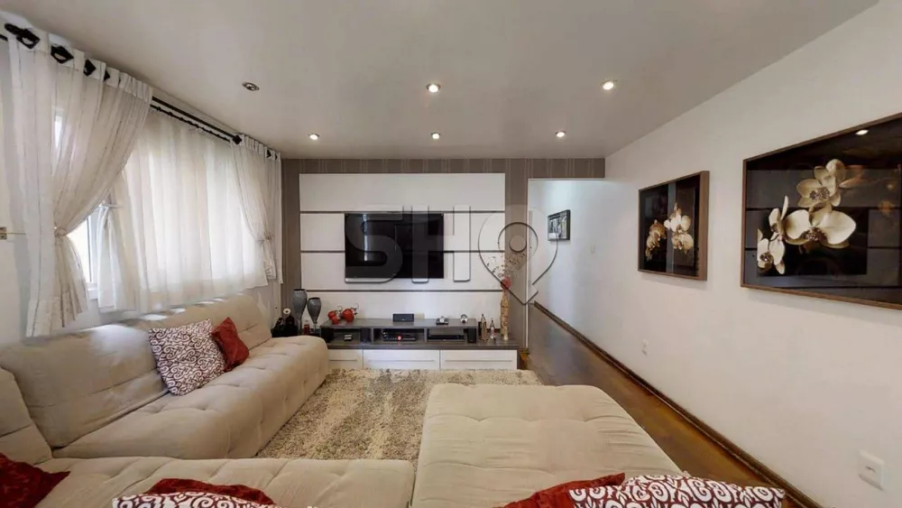 Sobrado à venda com 3 quartos, 249m² - Foto 1