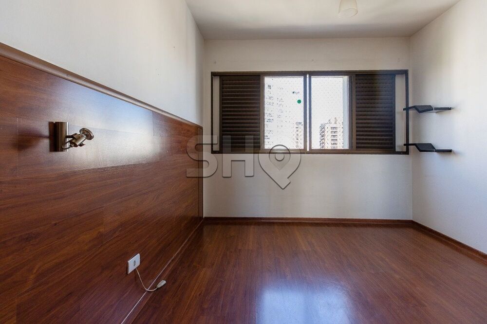 Apartamento à venda com 4 quartos, 187m² - Foto 12