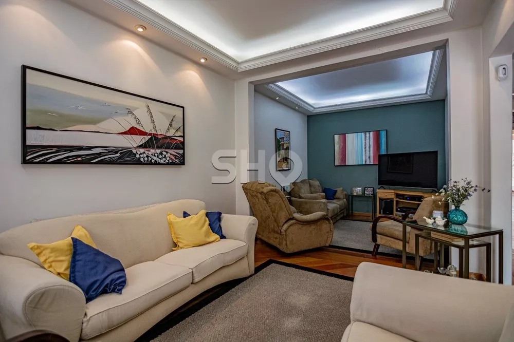 Casa à venda com 2 quartos, 118m² - Foto 1