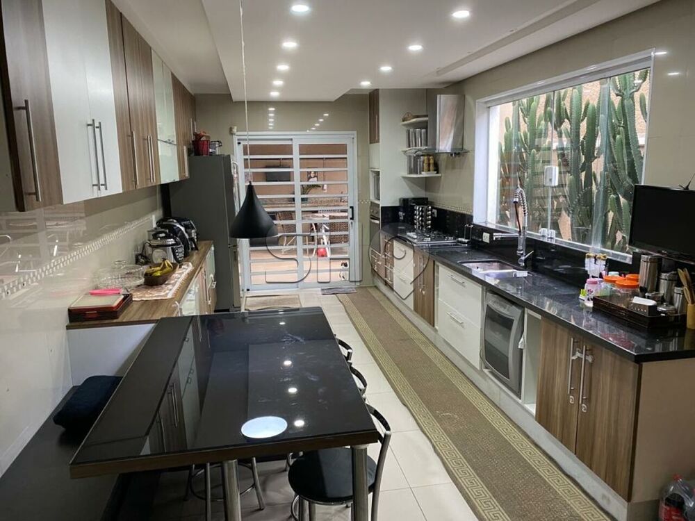 Sobrado, 3 quartos, 240 m² - Foto 3
