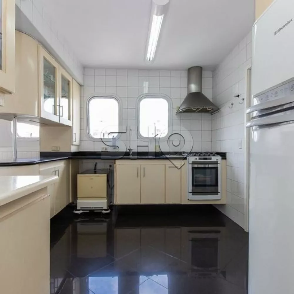 Apartamento, 3 quartos, 178 m² - Foto 1