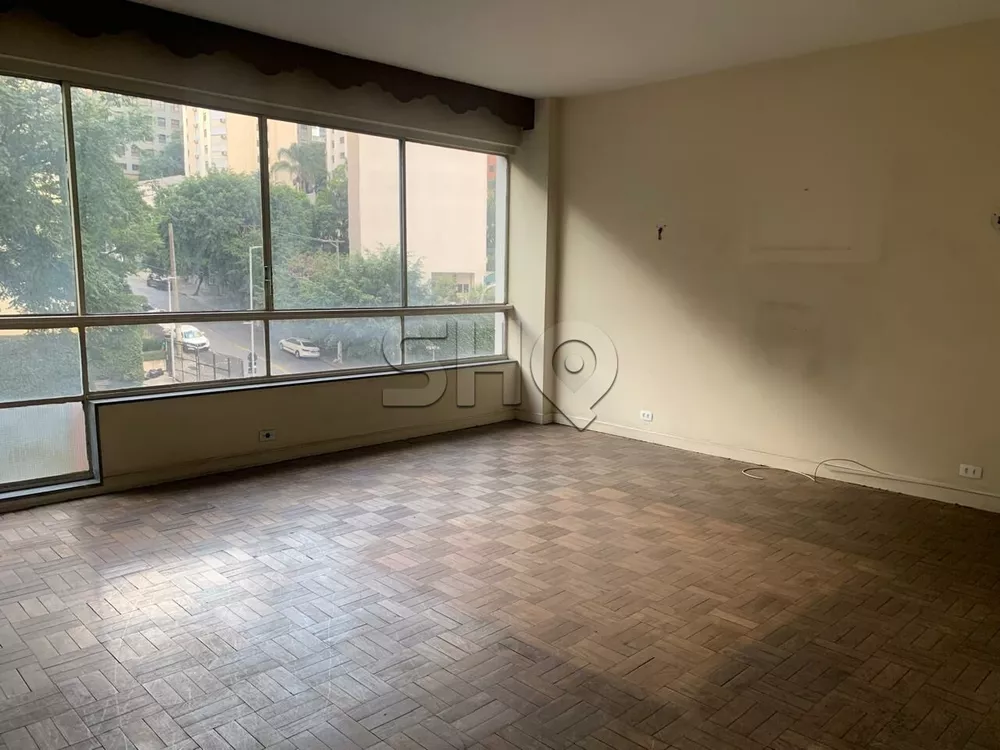 Apartamento à venda com 3 quartos, 220m² - Foto 1