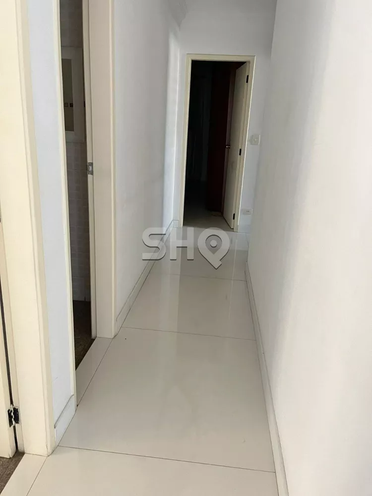 Apartamento à venda com 3 quartos, 132m² - Foto 4