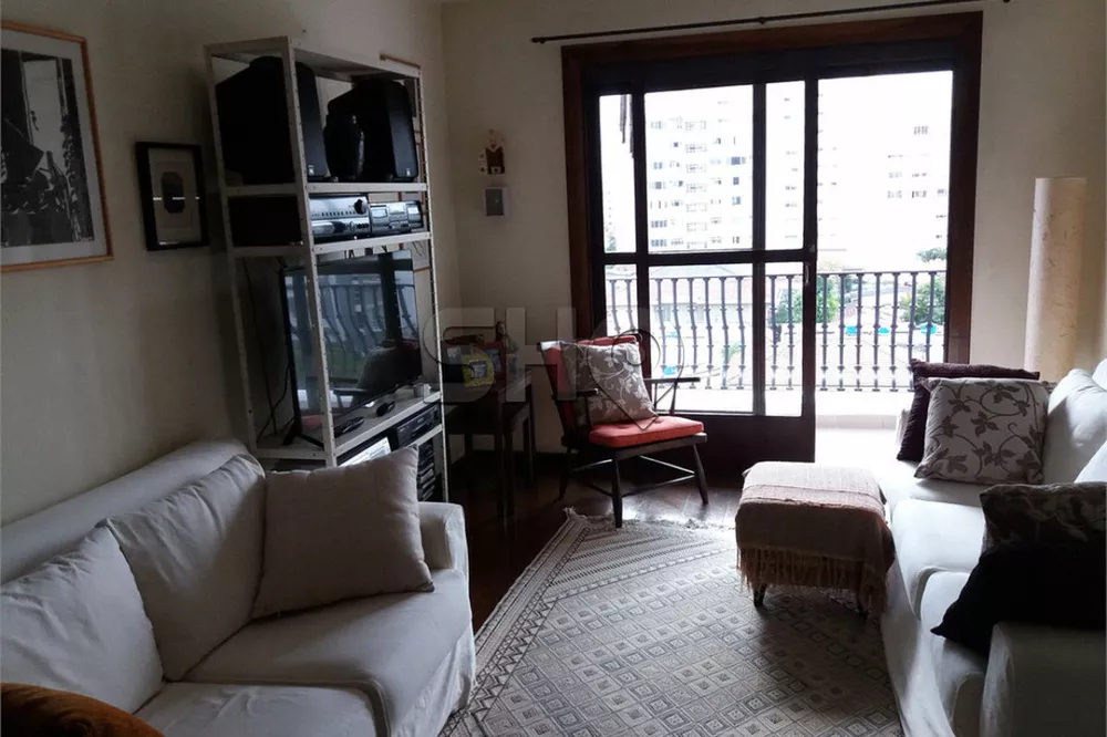 Apartamento à venda com 3 quartos, 105m² - Foto 1