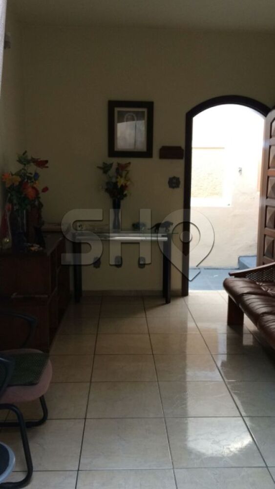 Casa à venda com 2 quartos, 78m² - Foto 4