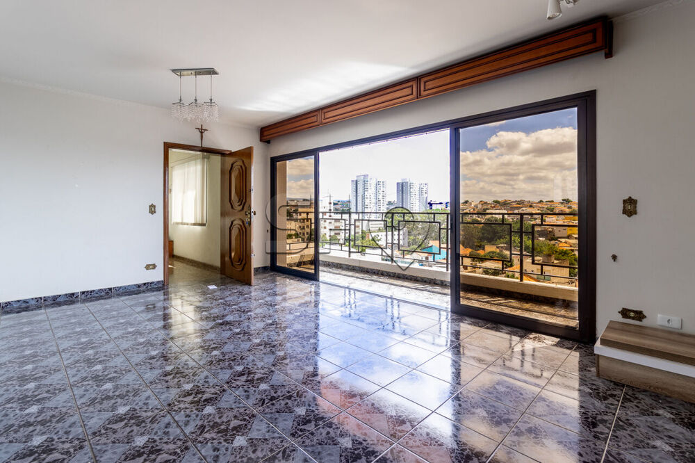 Apartamento à venda com 3 quartos, 125m² - Foto 2