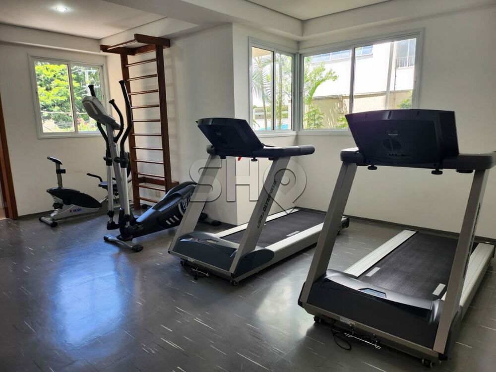 Apartamento à venda com 1 quarto, 42m² - Foto 17