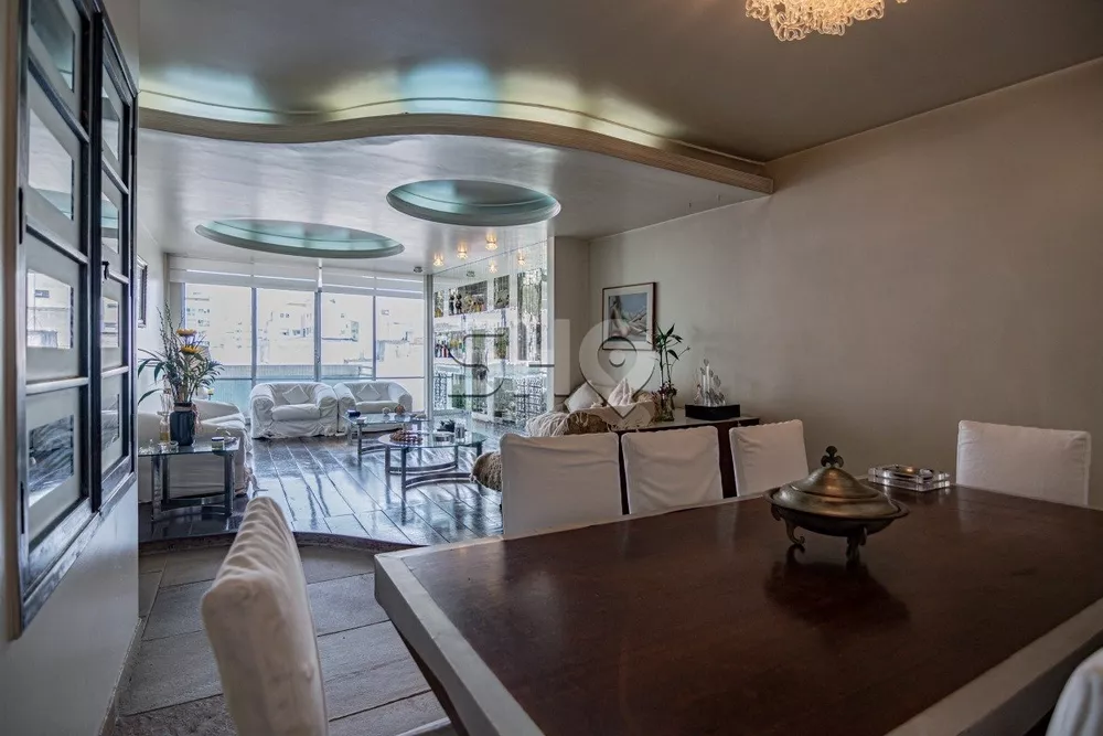 Apartamento, 3 quartos, 178 m² - Foto 2