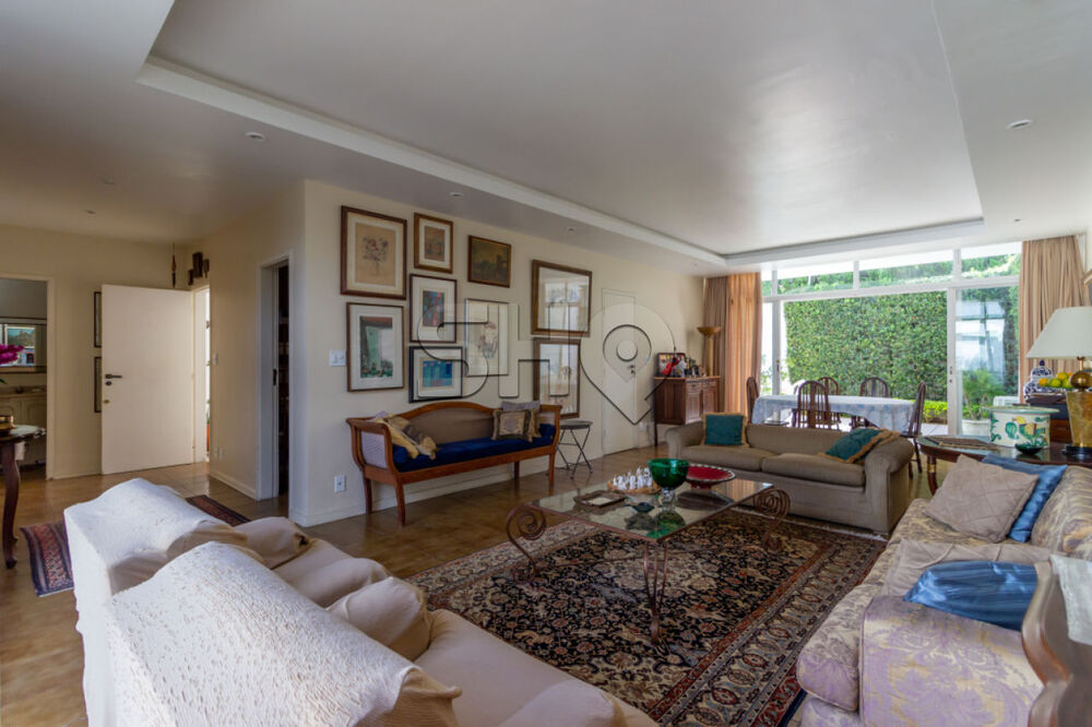Casa à venda com 3 quartos, 160m² - Foto 1