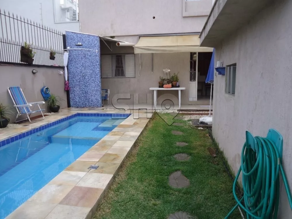 Sobrado à venda com 4 quartos, 480m² - Foto 2