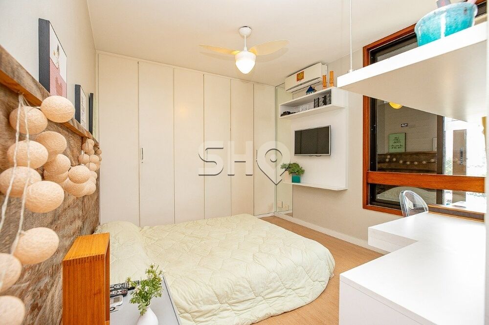Apartamento à venda e aluguel com 3 quartos, 225m² - Foto 9