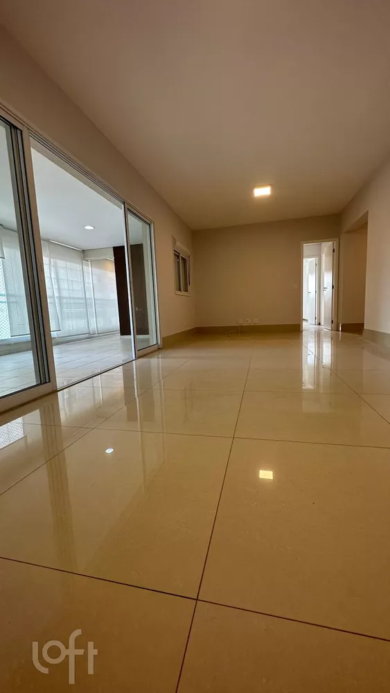 Apartamento à venda com 3 quartos, 145m² - Foto 3