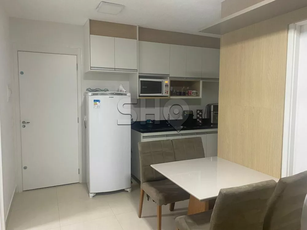 Apartamento à venda com 2 quartos, 36m² - Foto 2