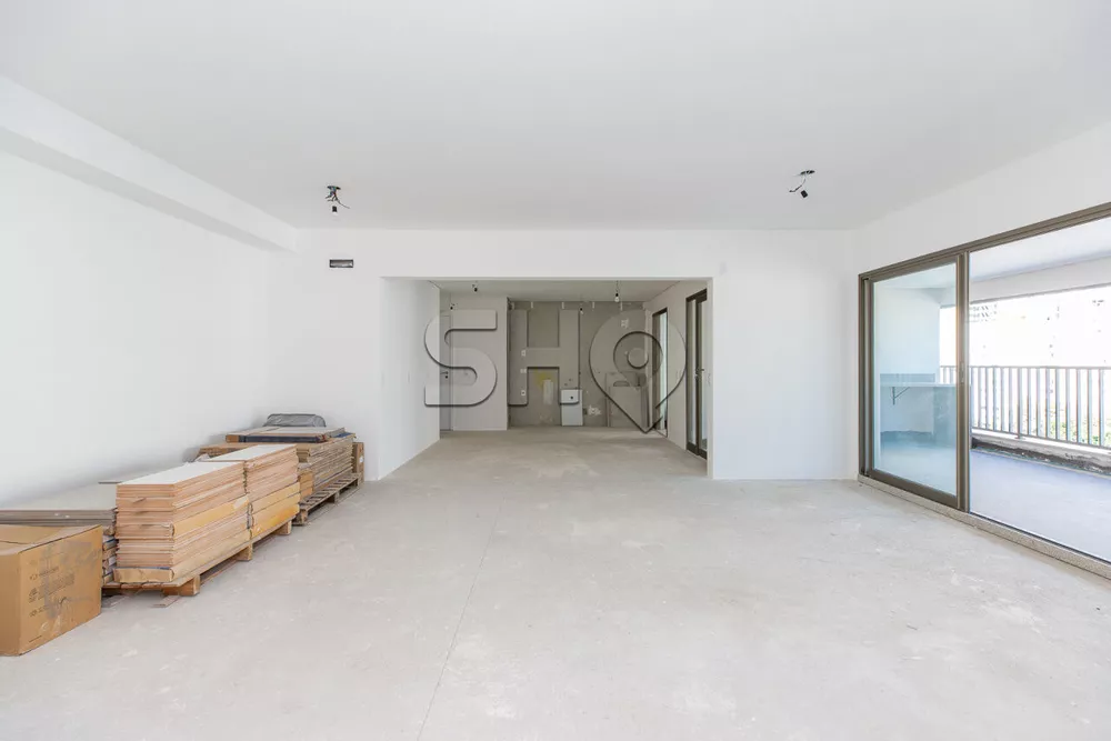 Apartamento à venda com 3 quartos, 158m² - Foto 1