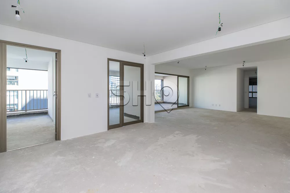 Apartamento à venda com 3 quartos, 158m² - Foto 8