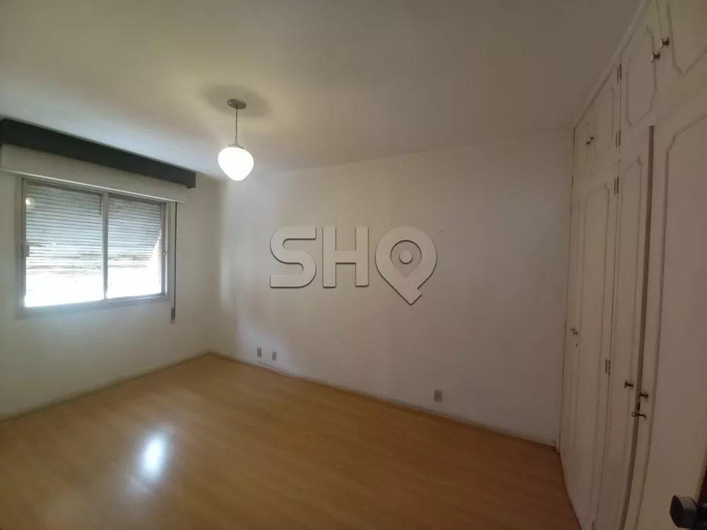 Apartamento à venda com 3 quartos, 130m² - Foto 4