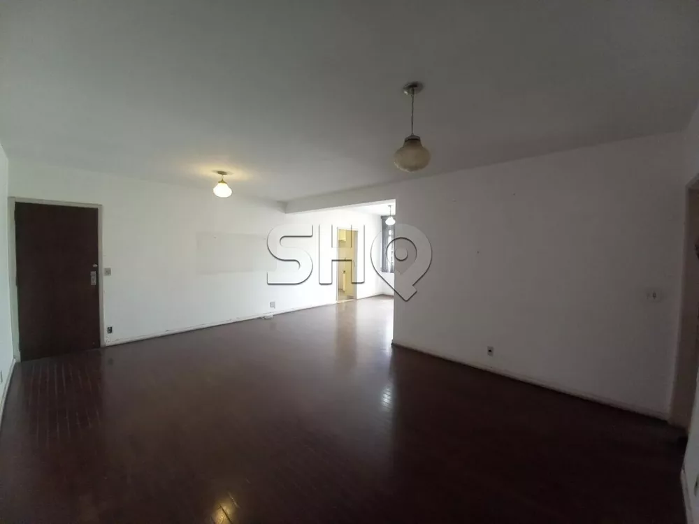 Apartamento à venda com 3 quartos, 130m² - Foto 1