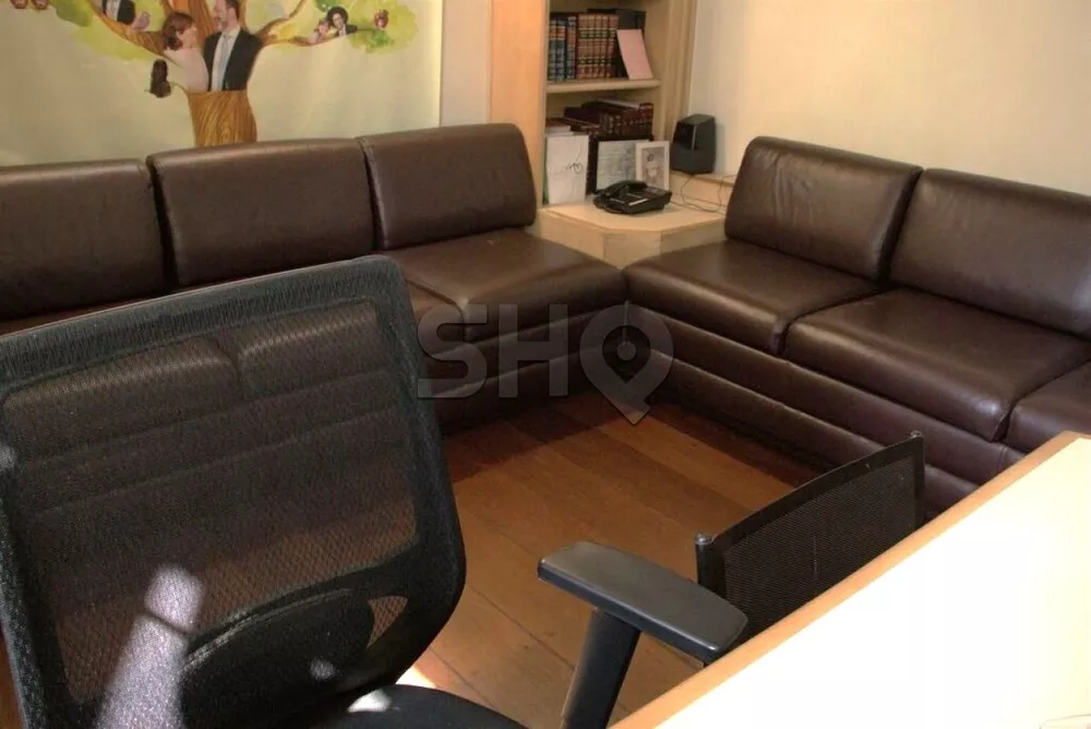 Apartamento à venda com 4 quartos, 297m² - Foto 4