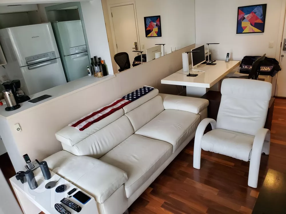 Apartamento à venda com 1 quarto, 48m² - Foto 3