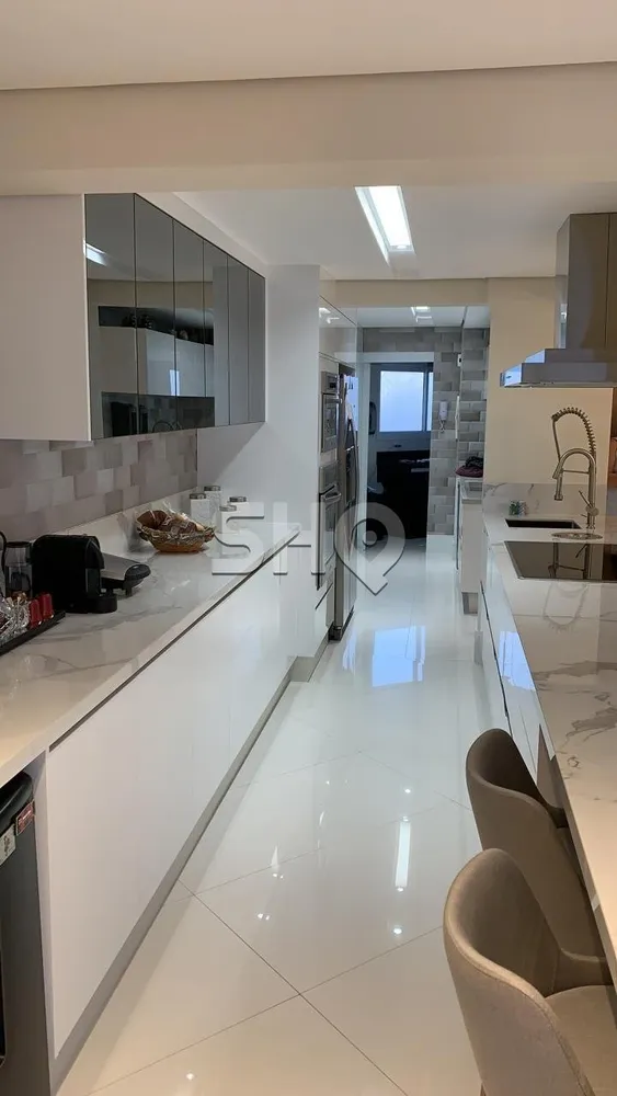 Apartamento, 3 quartos, 156 m² - Foto 2