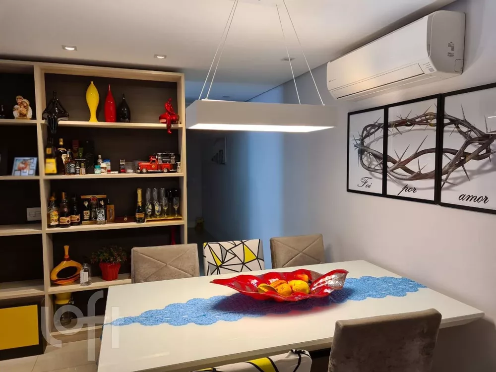 Apartamento à venda com 2 quartos, 92m² - Foto 4