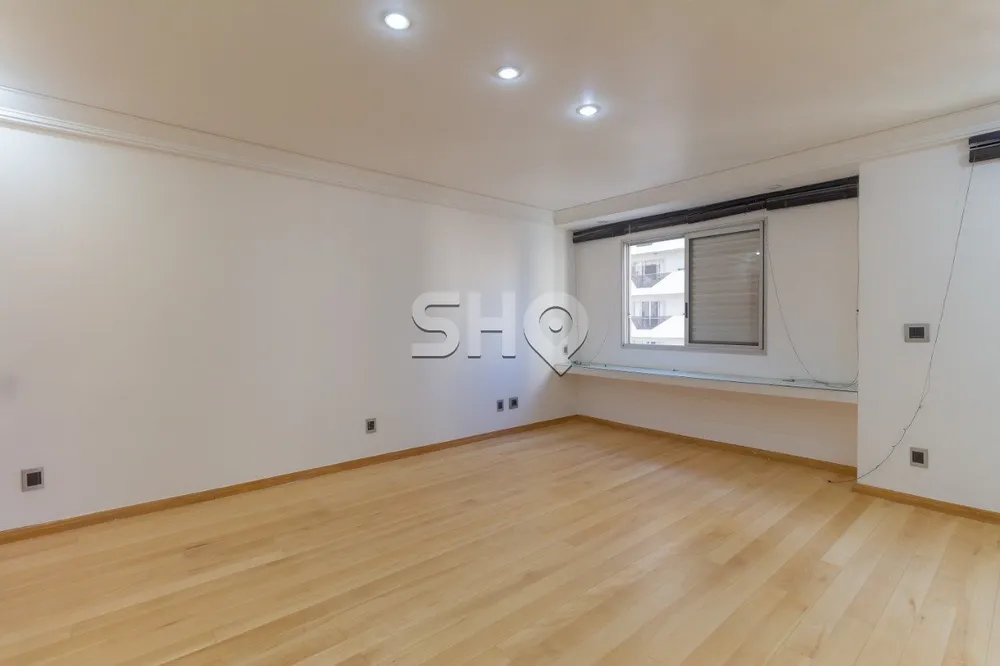 Apartamento, 3 quartos, 144 m² - Foto 2