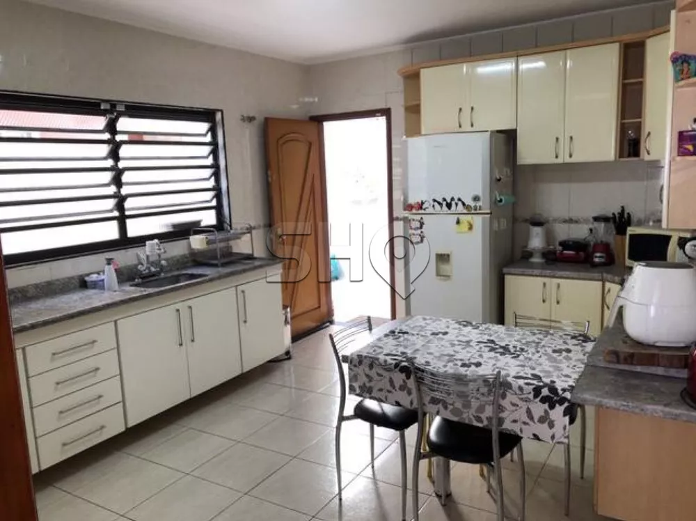 Sobrado à venda com 3 quartos, 177m² - Foto 4