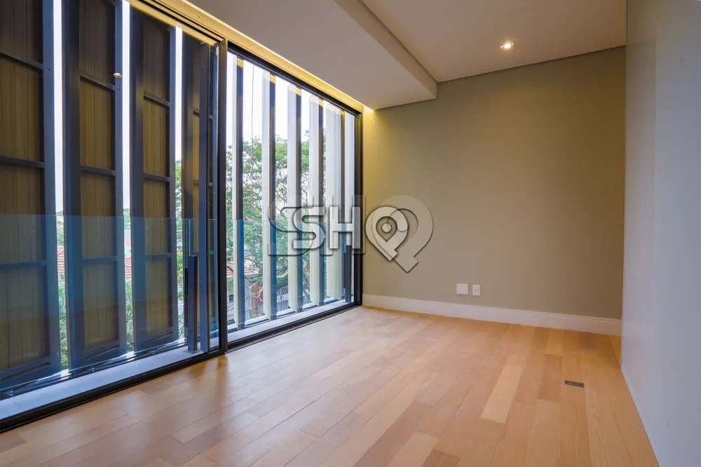 Apartamento, 3 quartos, 229 m² - Foto 1