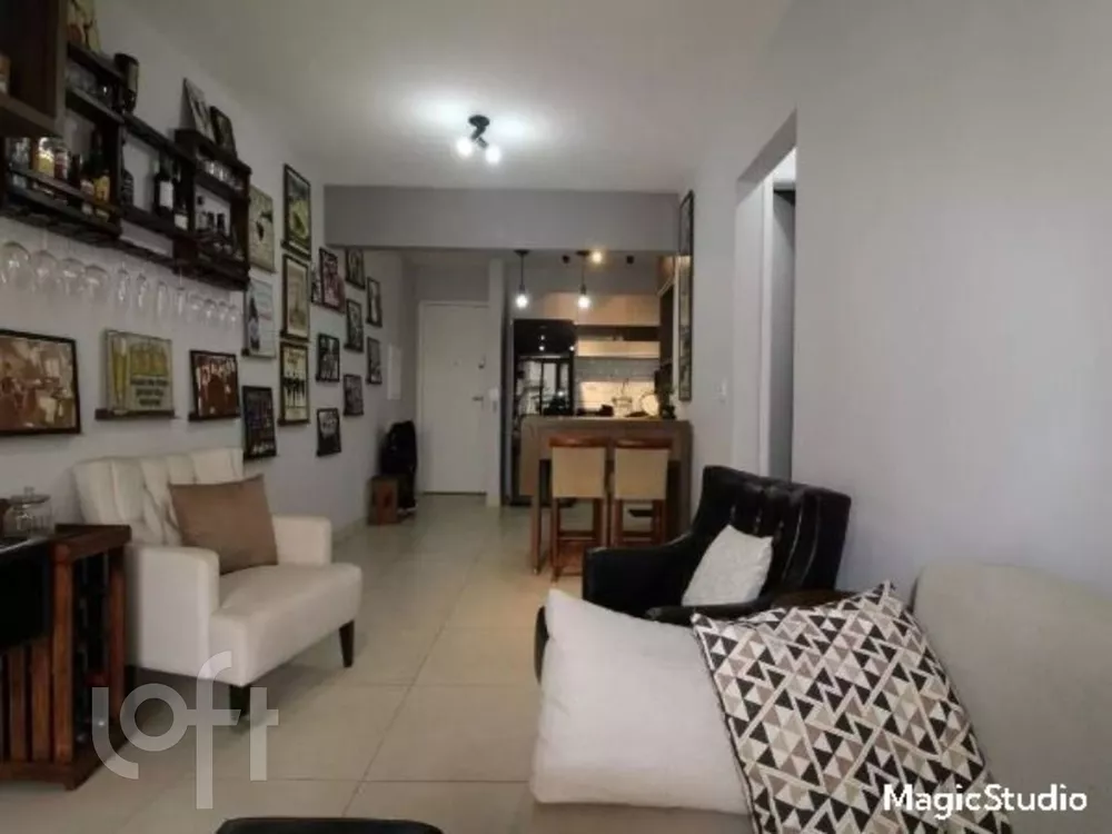 Apartamento à venda com 1 quarto, 50m² - Foto 2