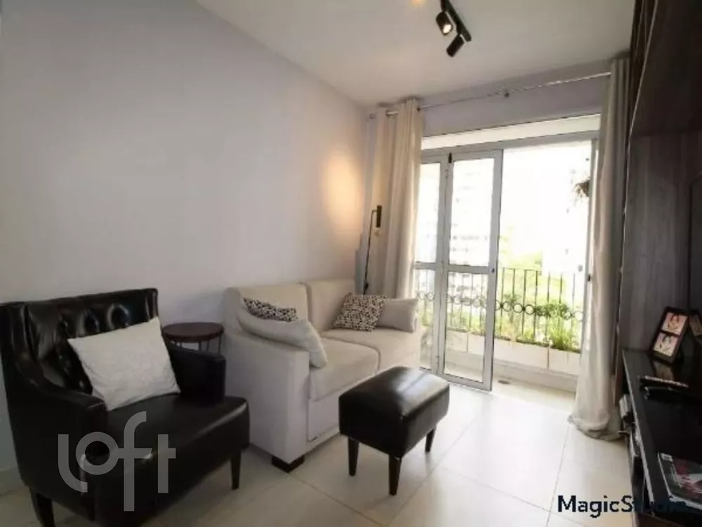 Apartamento à venda com 1 quarto, 50m² - Foto 3