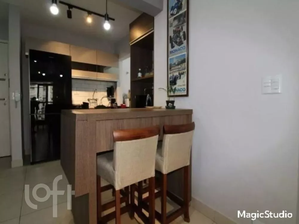 Apartamento à venda com 1 quarto, 50m² - Foto 7