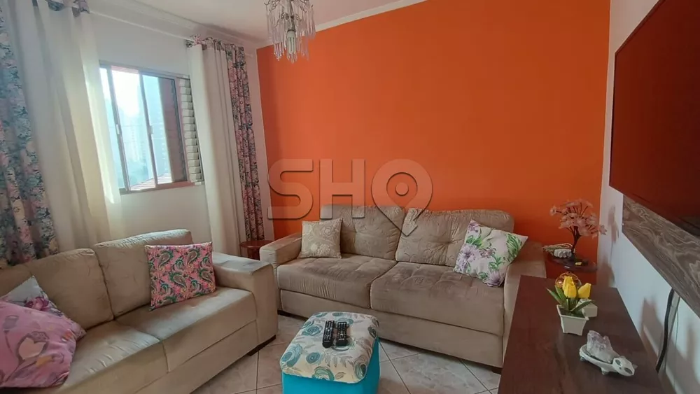 Sobrado à venda com 4 quartos, 194m² - Foto 1