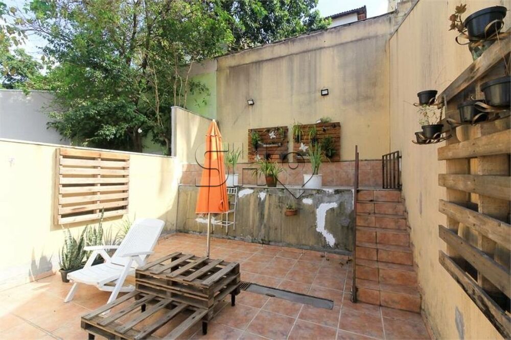 Sobrado, 3 quartos, 200 m² - Foto 1