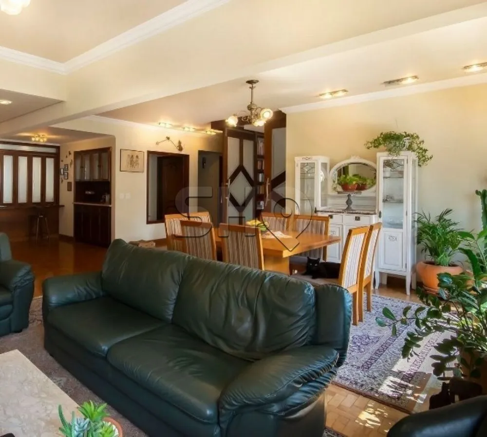 Apartamento, 3 quartos, 214 m² - Foto 1