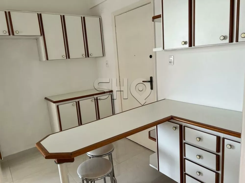 Apartamento à venda com 2 quartos, 72m² - Foto 7